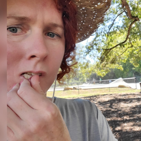 Meet your Posher, Emily - Picture 1 of 1